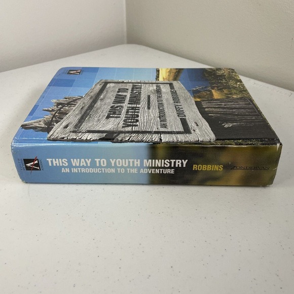 This Way to Youth Ministry : An Introduction to the Adventure Duffy Robbins - Picture 2 of 6